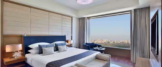 1 Bedroom Double Suite (full double bed)