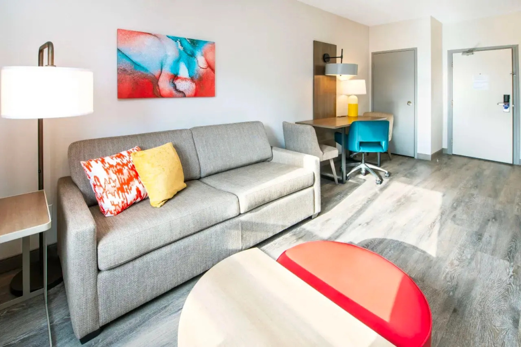 Comfort Suites London - Chambres