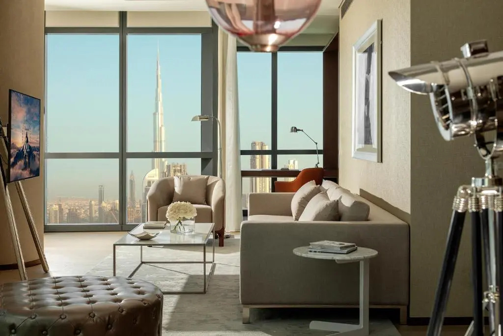 Premier Double Suite with panoramic view (full double bed)