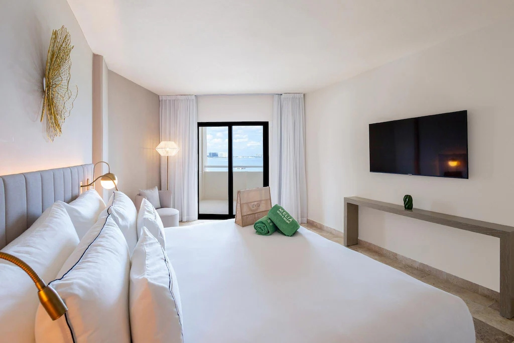 The Level room with ocean view