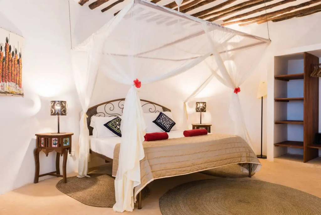 Superior Double room with sea view (full double bed)