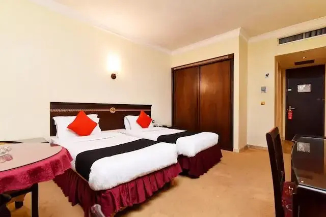 Capital O 419 Al Safeer Hotel - Chambres