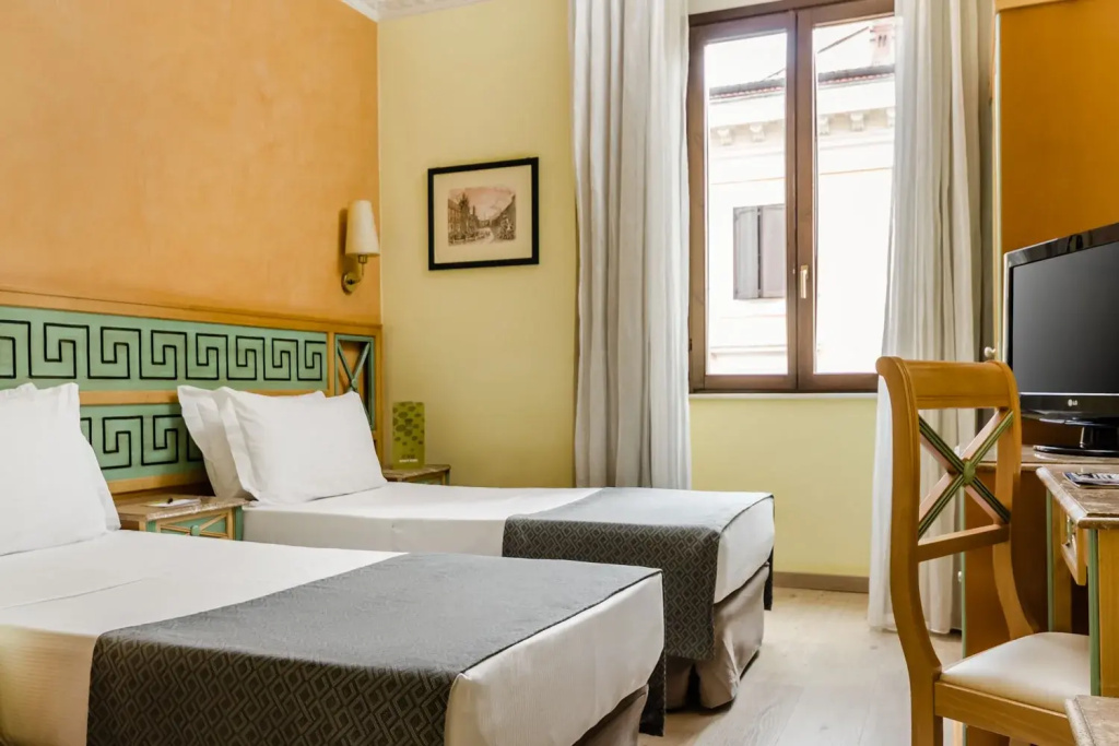 Double room (twin beds)