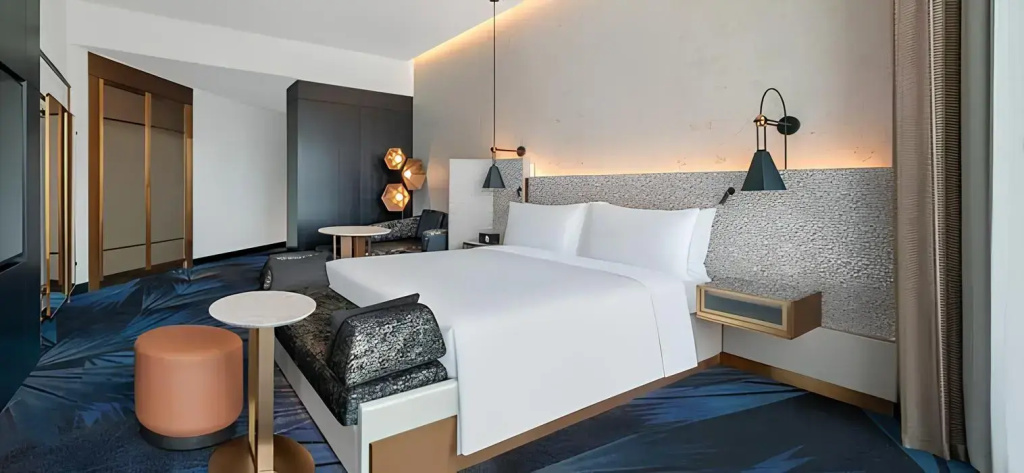 Cool Corner Double room (full double bed)