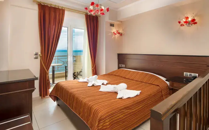 Deluxe Maisonette (Split Level) room with sea view