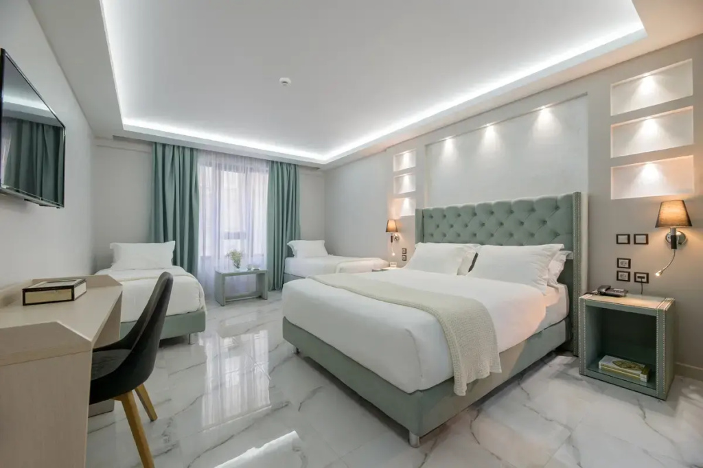 Deluxe Suite