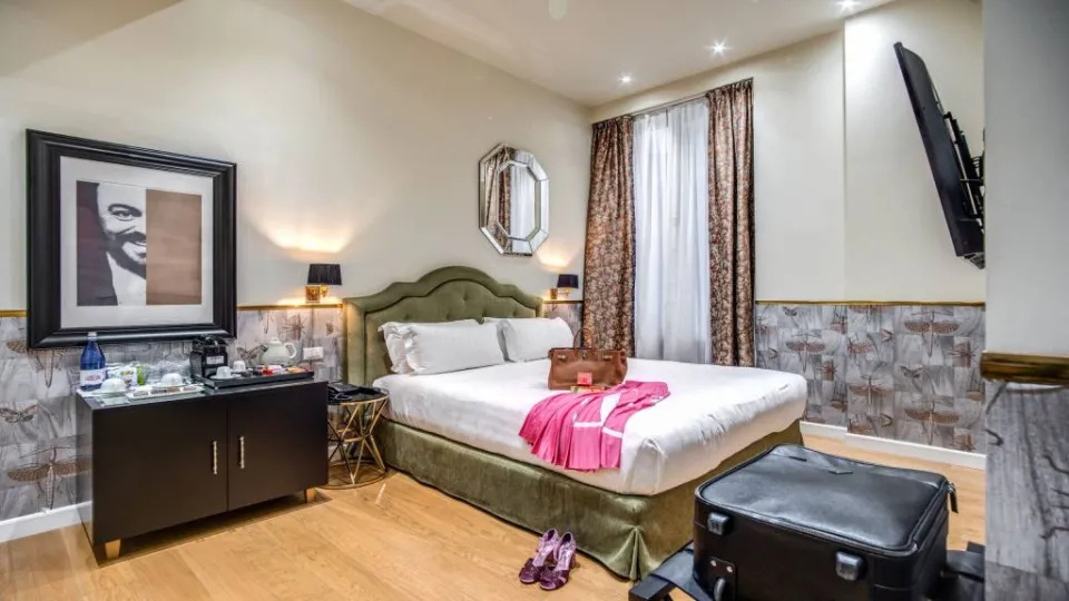 Quadruple Suite