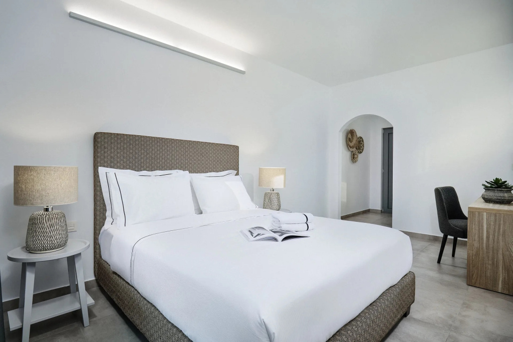 Double Ground Floor Junior Suite (full double bed)
