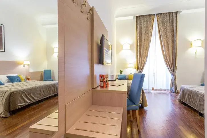 Triple room