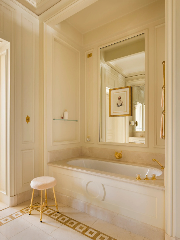 Ritz Paris Hotel 131