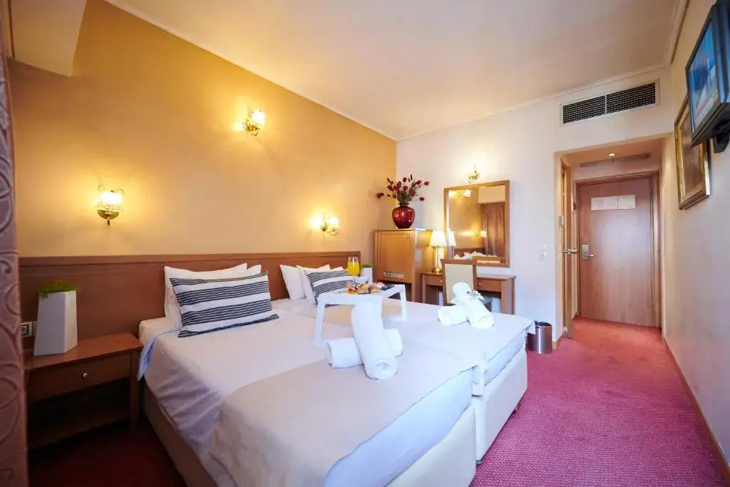 Crystal City Hotel - Général