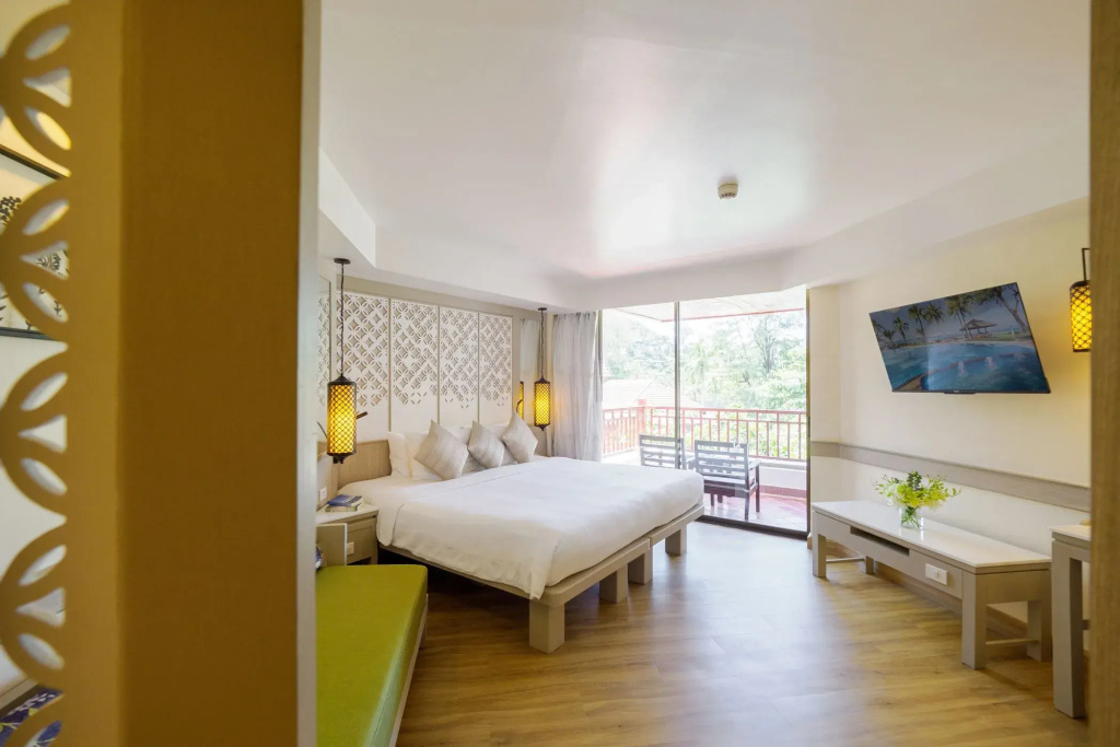 Deluxe Double room (full double bed)