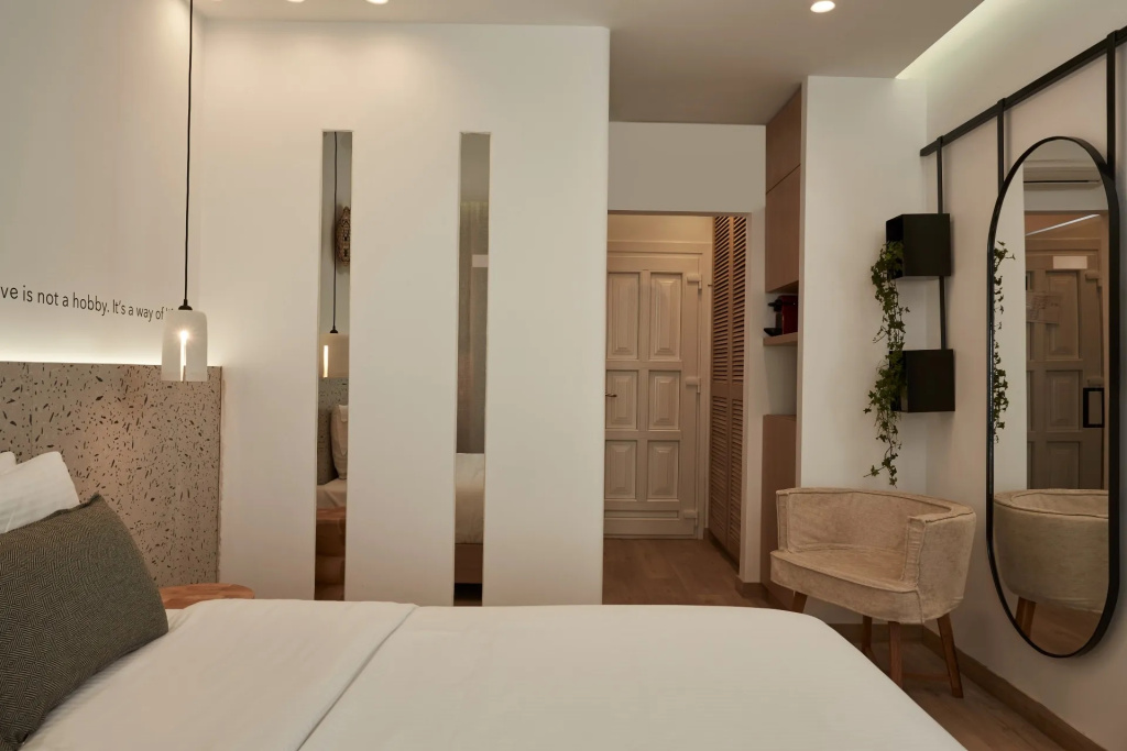 Superior Double room (full double bed)