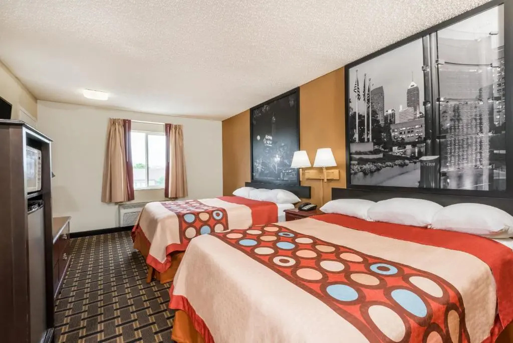 1 Bedroom Quadruple Suite