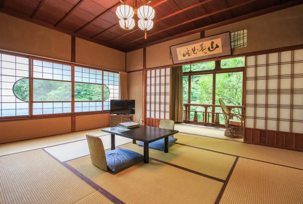 No. 5 Sakura room