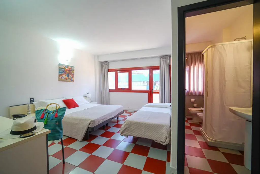 Hotel photo 13