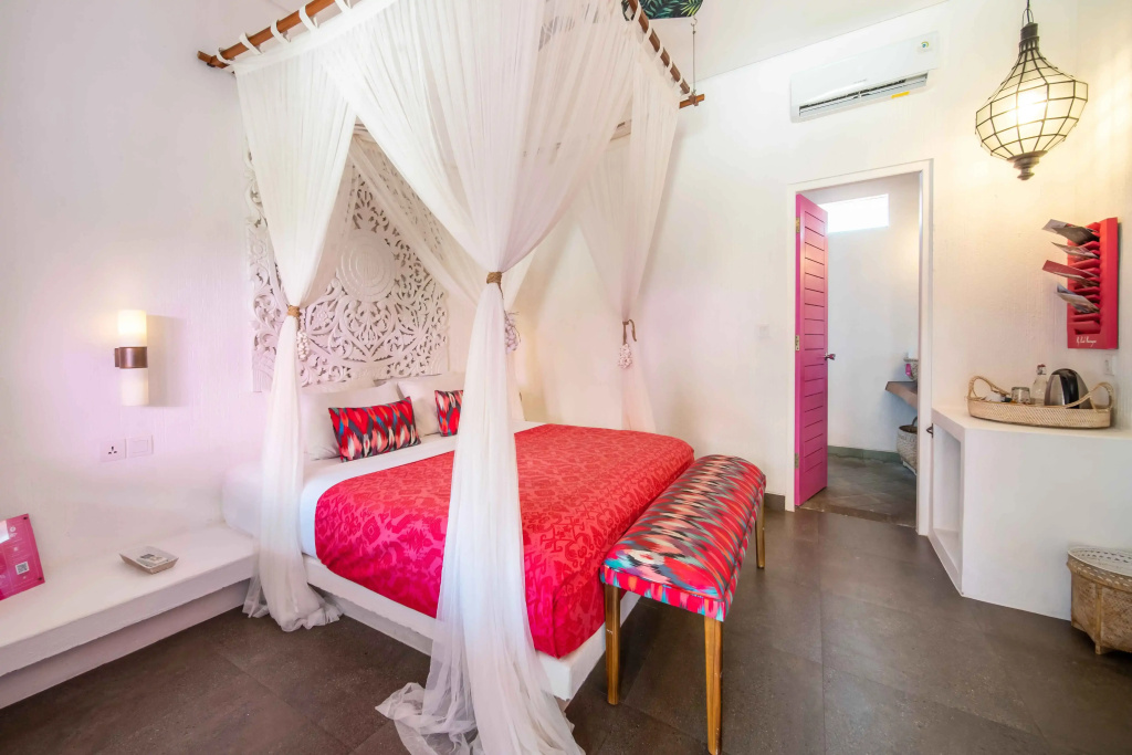 Grande Double room with garden view (full double bed)