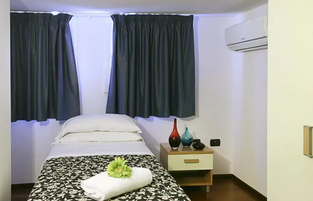 Double Apartment (full double bed)