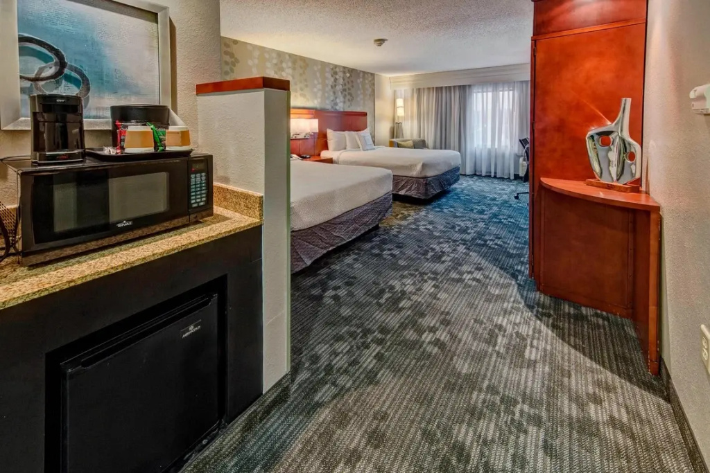 Courtyard by Marriott Alexandria - Chambres