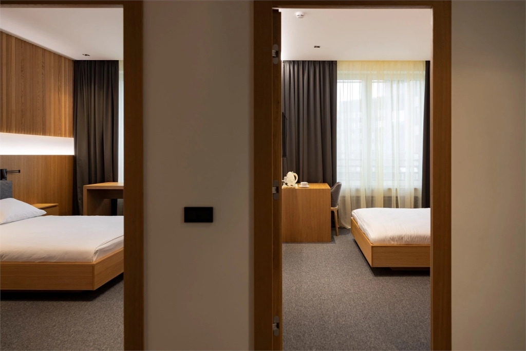 Четырёхместный люкс с 3 комнатами в Кубыз