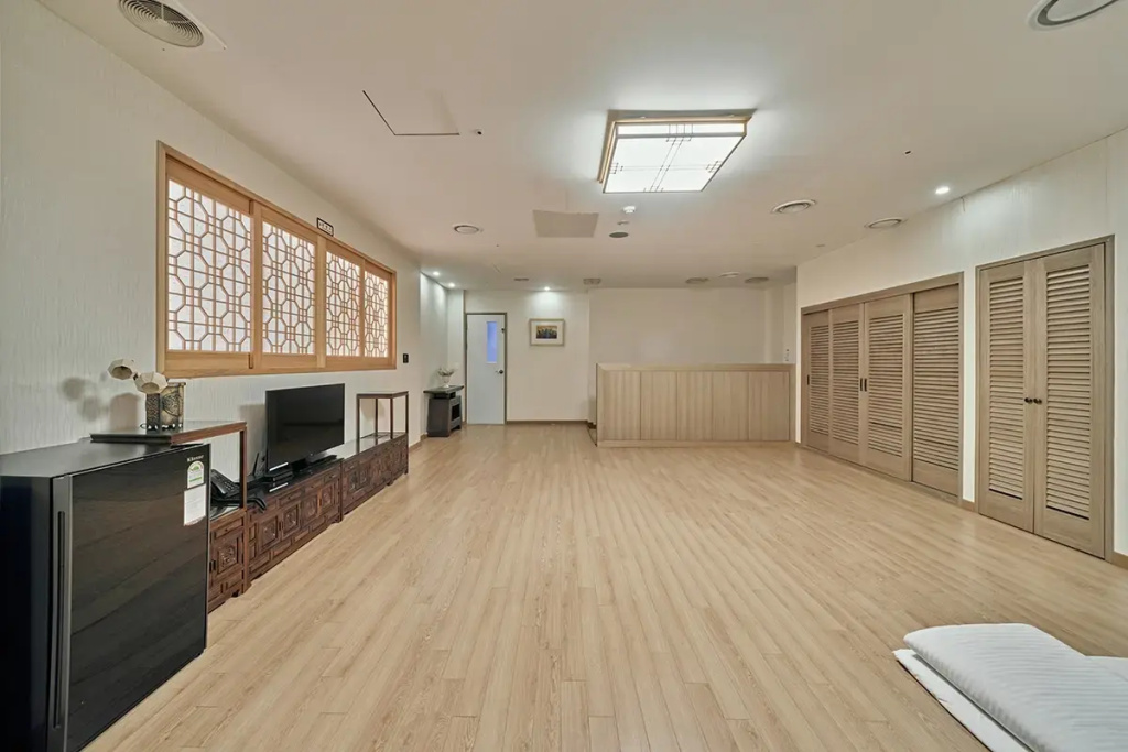 Ondol Family room