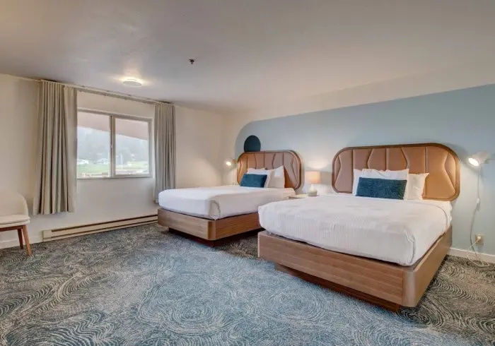 Hillside View Quadruple room