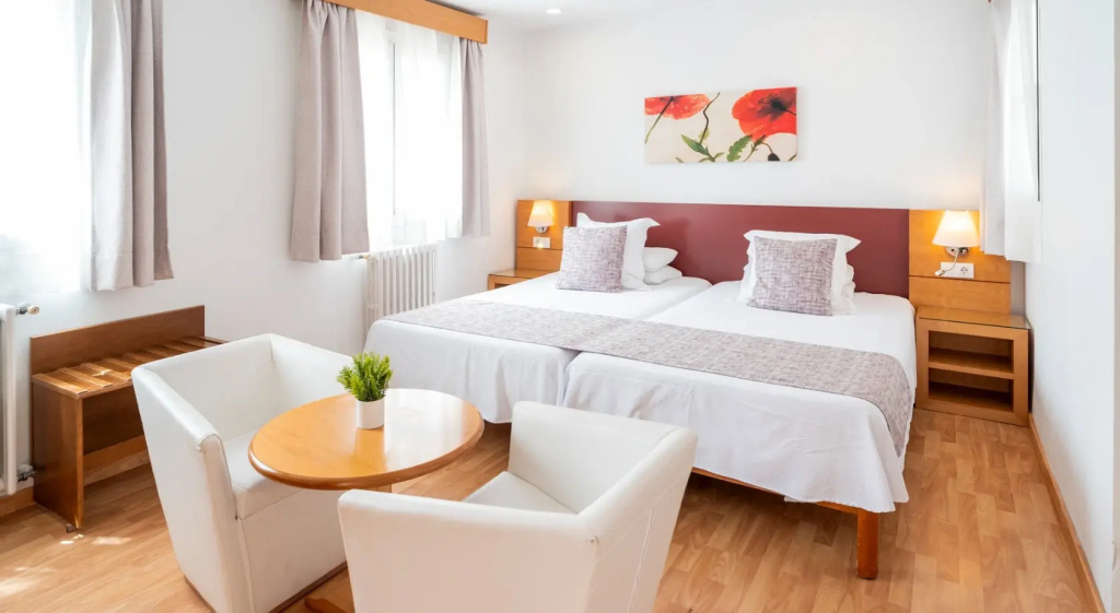 Hotel Amic Colón - Chambres