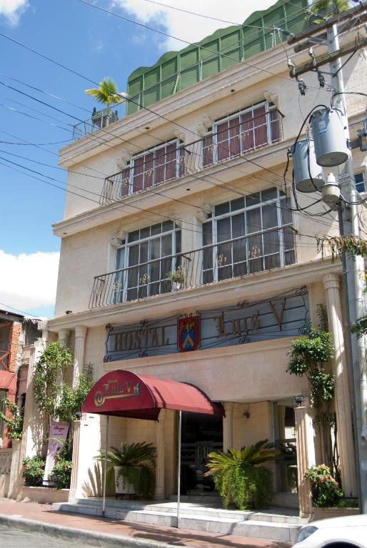Hostal Luis V by null