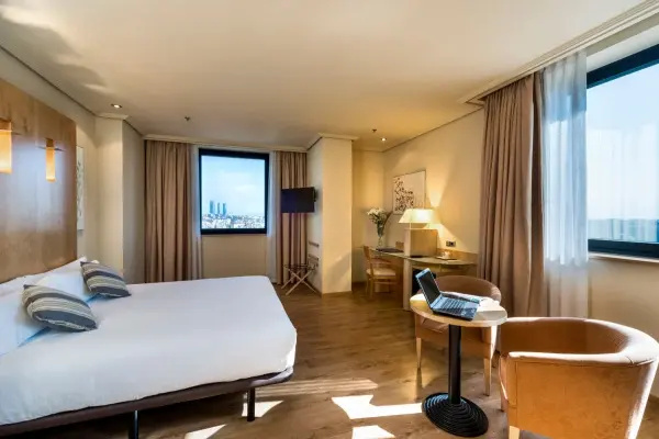Premium Double room (twin beds)