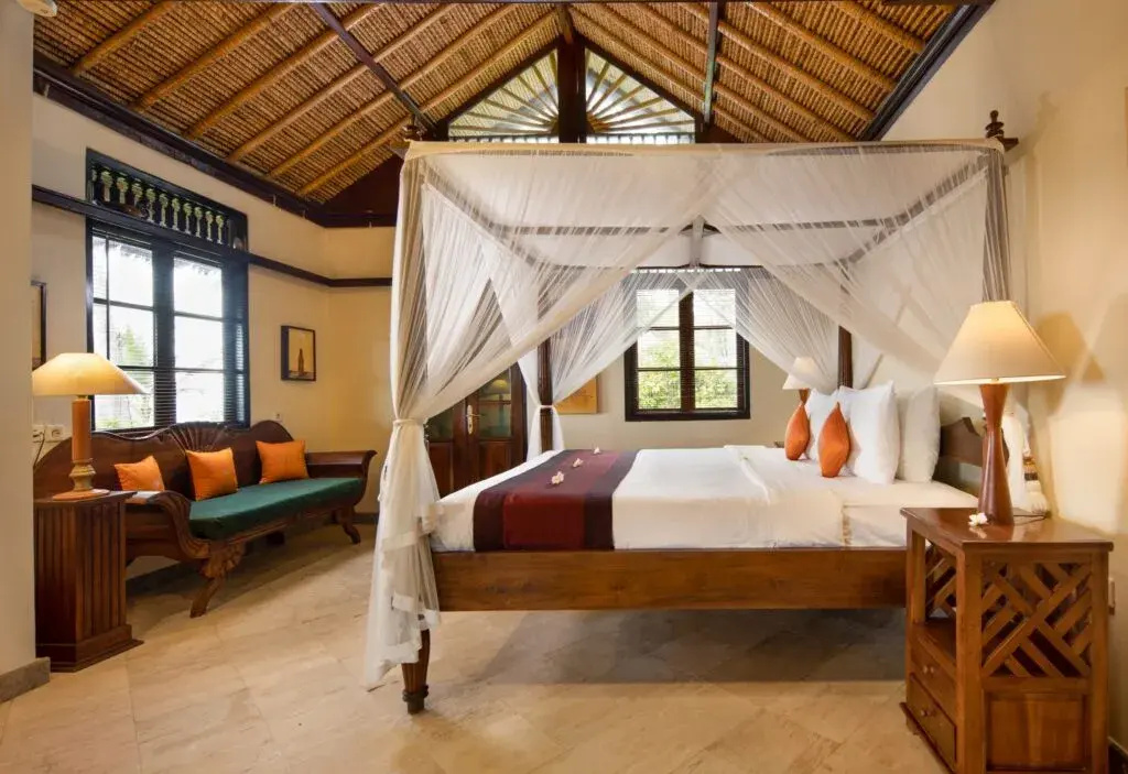 2 Bedrooms Ambu-Ambu Villa