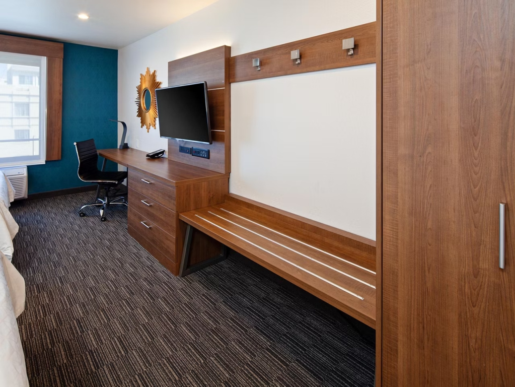 Holiday Inn Express & Suites Hollywood Walk Of Fame - Chambres