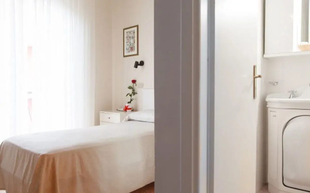 Allegroitalia Alassio Rosa - Chambres