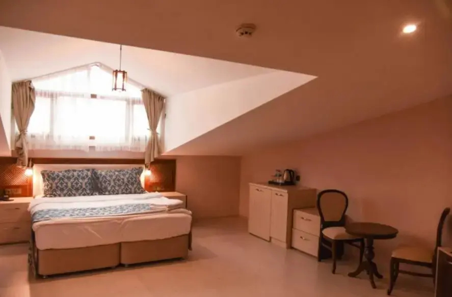 Economy Double room (full double bed)