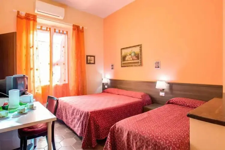 Triple room