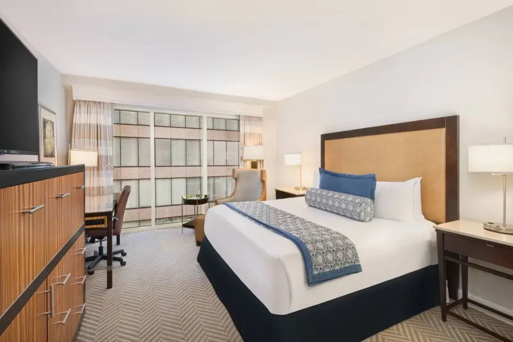 Traditional Double room with courtyard view (full double bed)