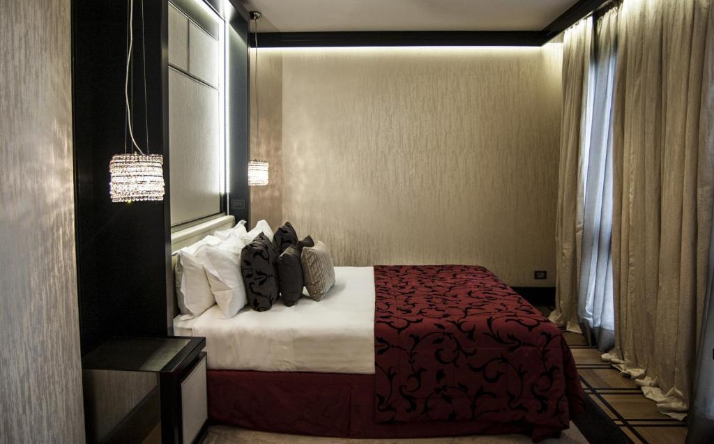 Baglioni Hotel Carlton Image 12