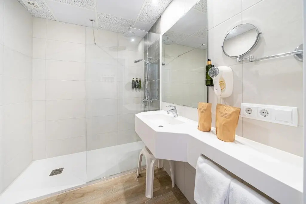 Hotel Seramar Comodoro Playa - Chambres