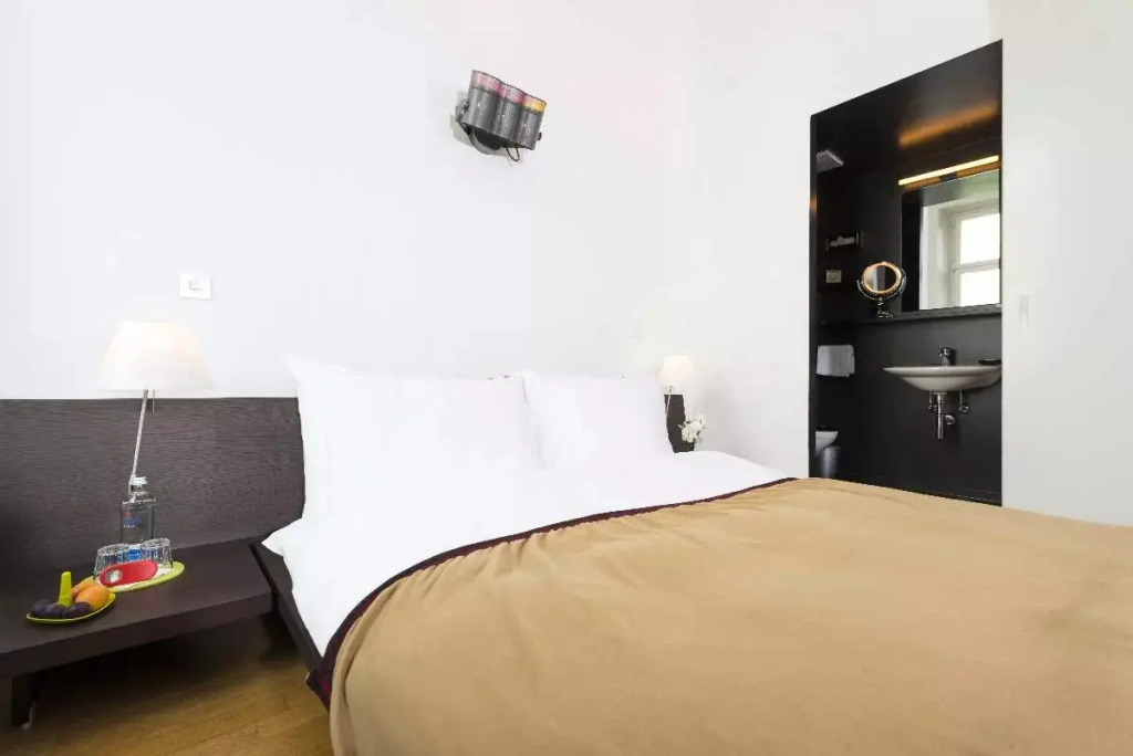 Comfort Double room (full double bed)