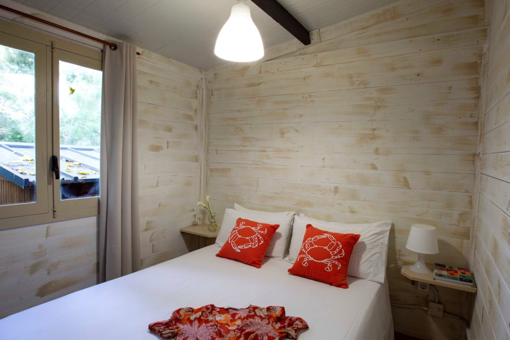 Maui room