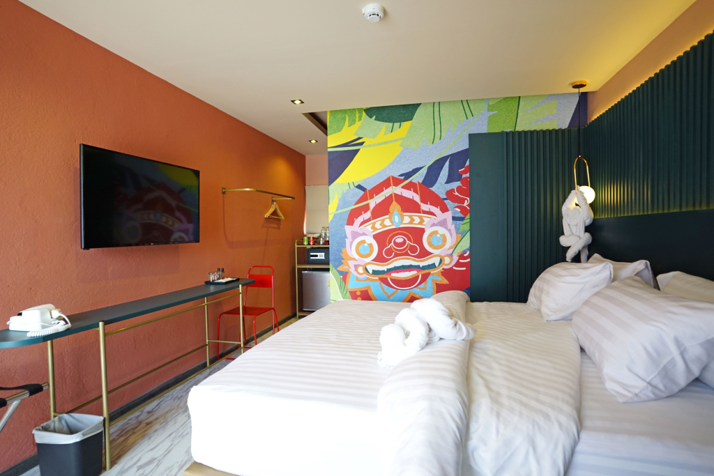 Jacuzzi Double Suite (full double bed)