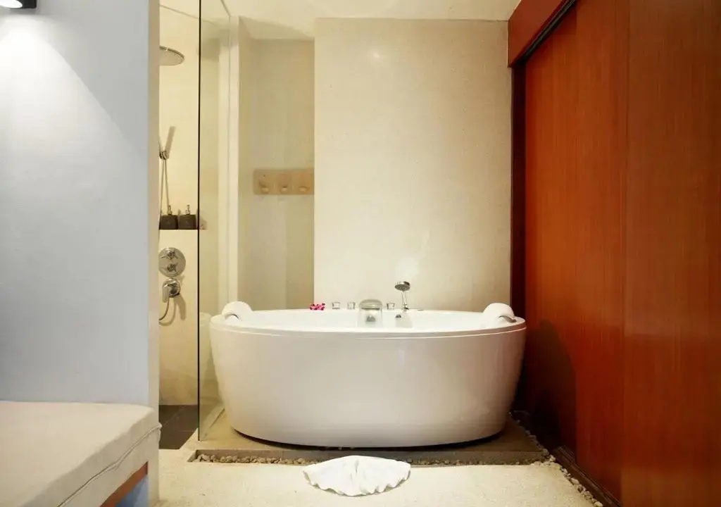 La Flora Resort Patong - Chambres