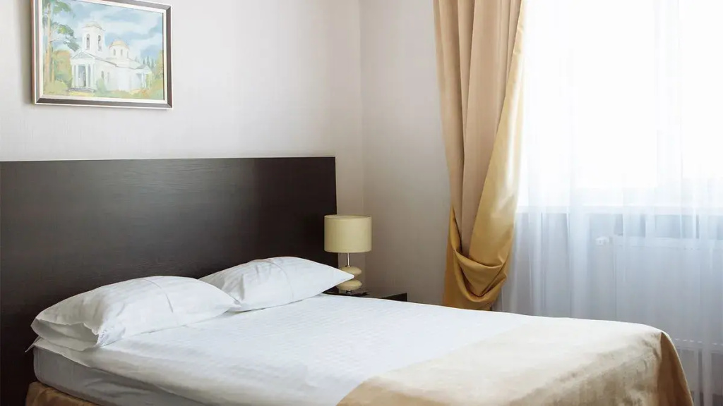 Superior Double room (full double bed)
