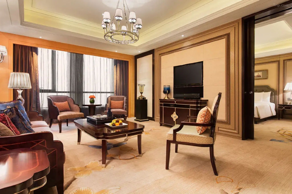Executive Double Suite (full double bed)