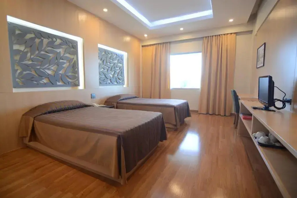 Grand Deluxe Double room (twin beds)