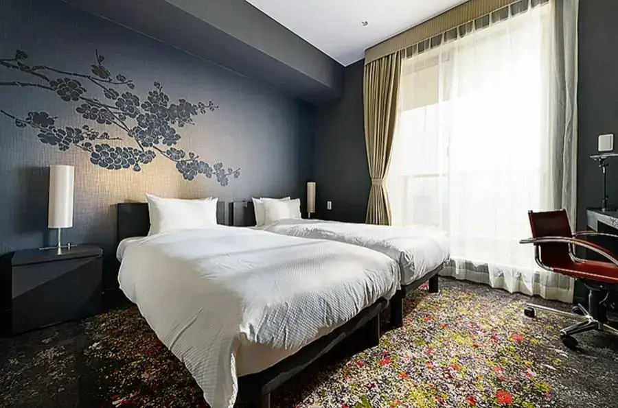 Deluxe Double Suite (twin beds)