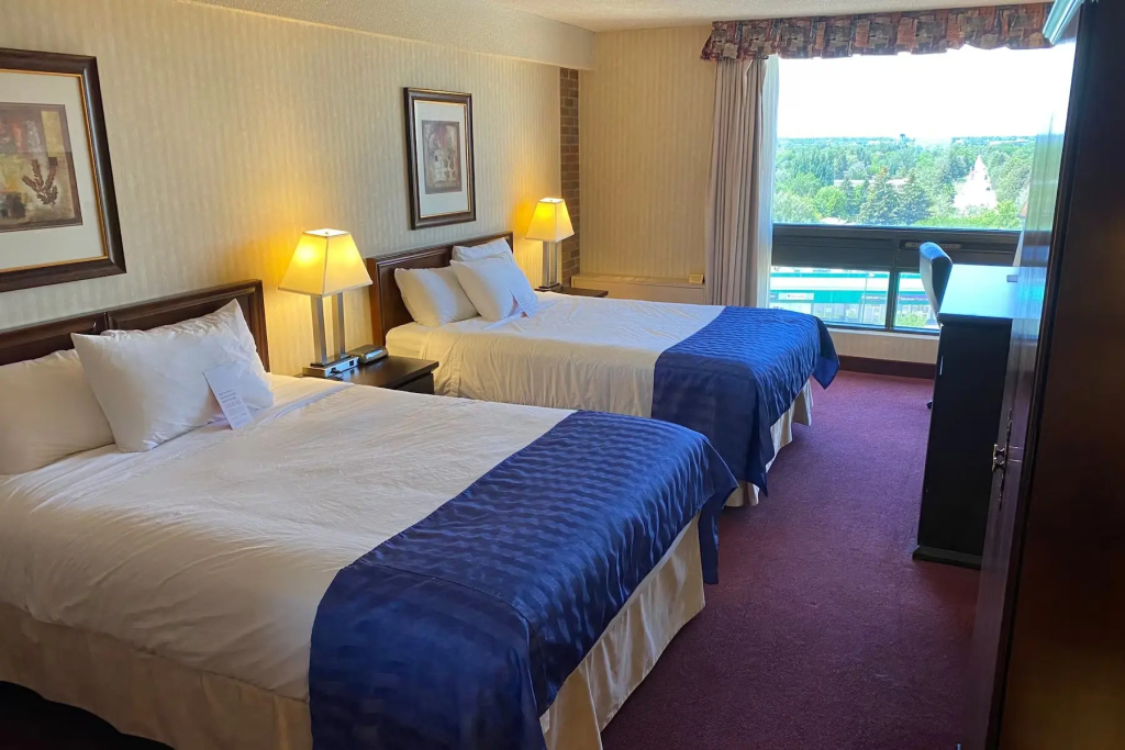 Quadruple room