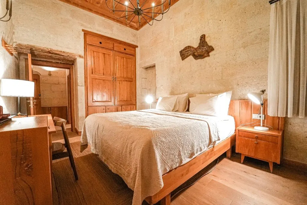 Deluxe Stone Double room (full double bed)