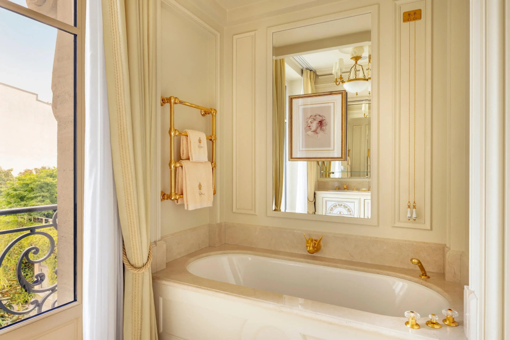 Deluxe Double Suite (çift kişilik yatak)