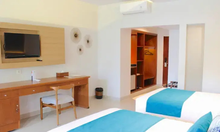 Deluxe Double room (full double bed)