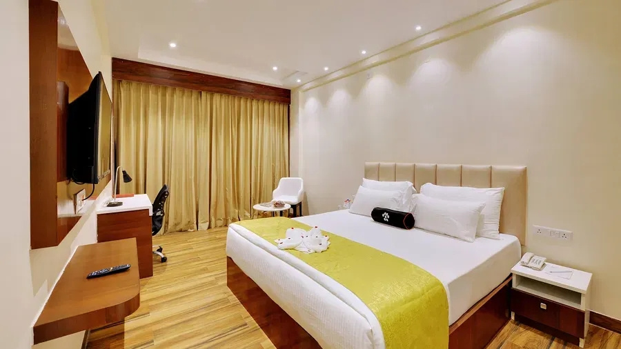 Superior Double room (full double bed)